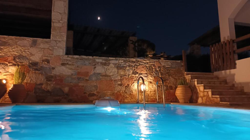 Big Blue Villa photo 2