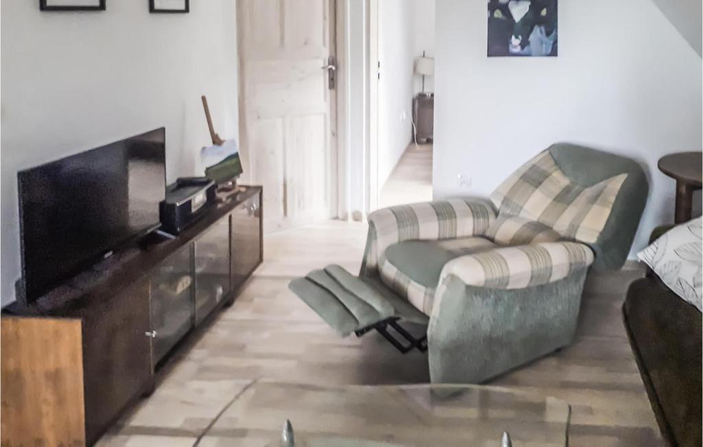 Beautiful Apartment In Wolin With 2 Bedrooms And Wifi photo 3