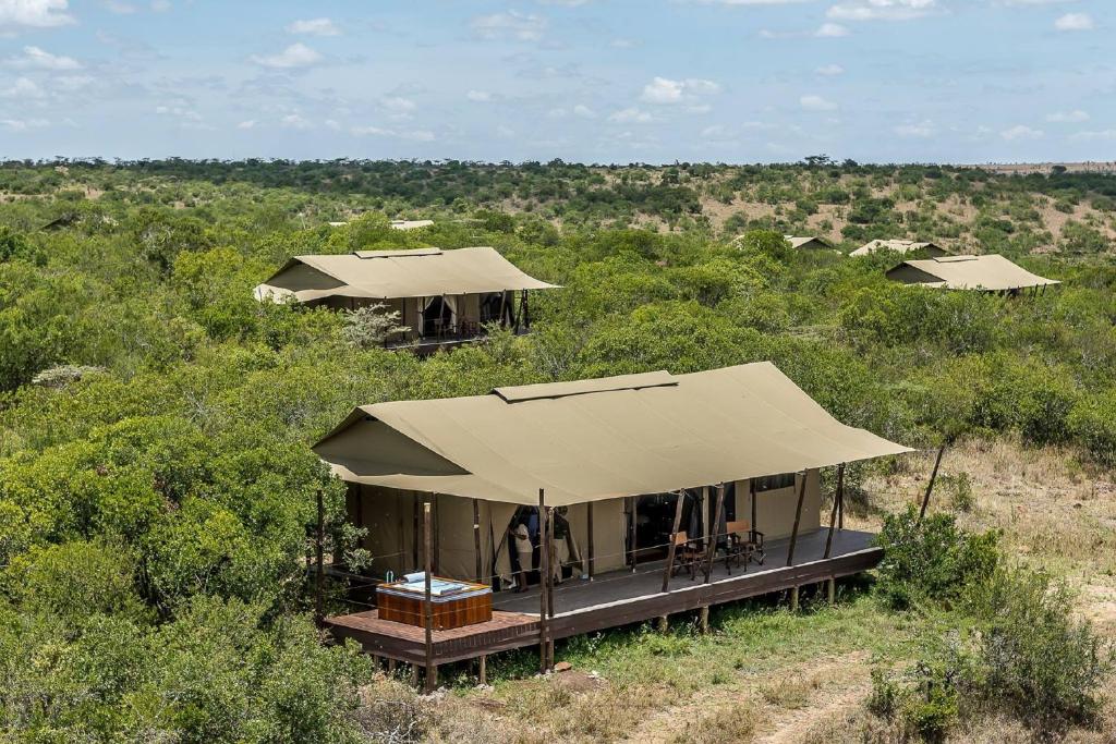 Mutara Camp - Tap to explore photos