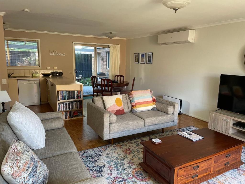 Perfect on Pymble Ave photo 1