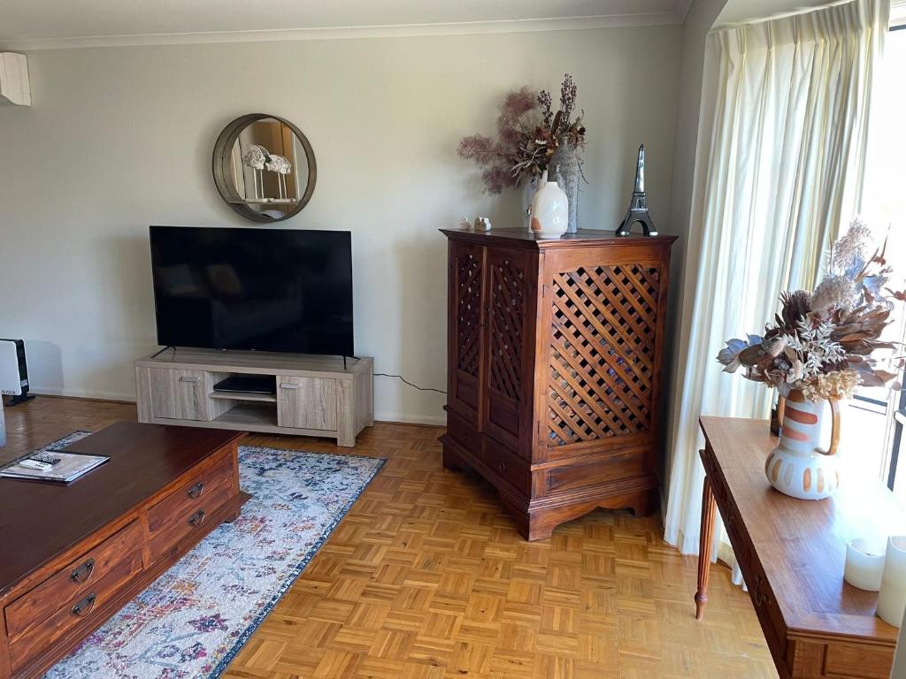Perfect on Pymble Ave photo 3