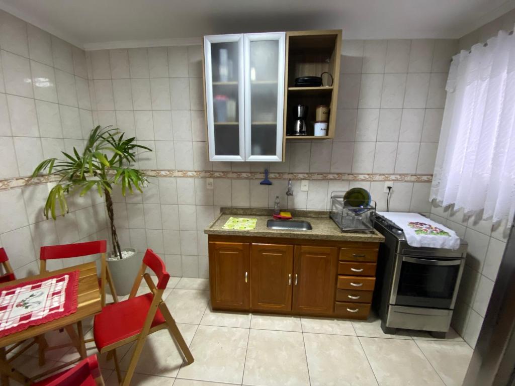 Apto com garagem no centro de Nova Friburgo photo 3