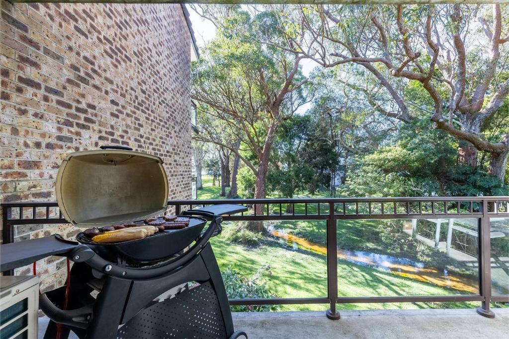 Bay Parklands 29 2 Gowrie Avenue views air conditioning WiFi Pool tennis court and spa photo 3