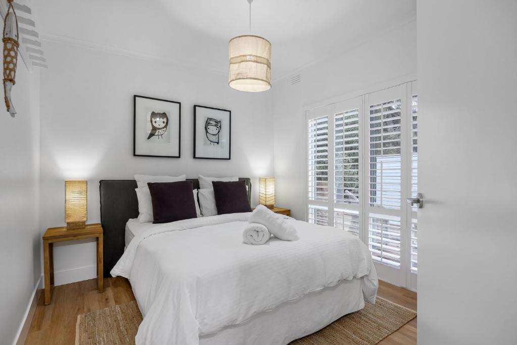 Capella Villa No. 4 - stunning luxury decor inside and out photo 3