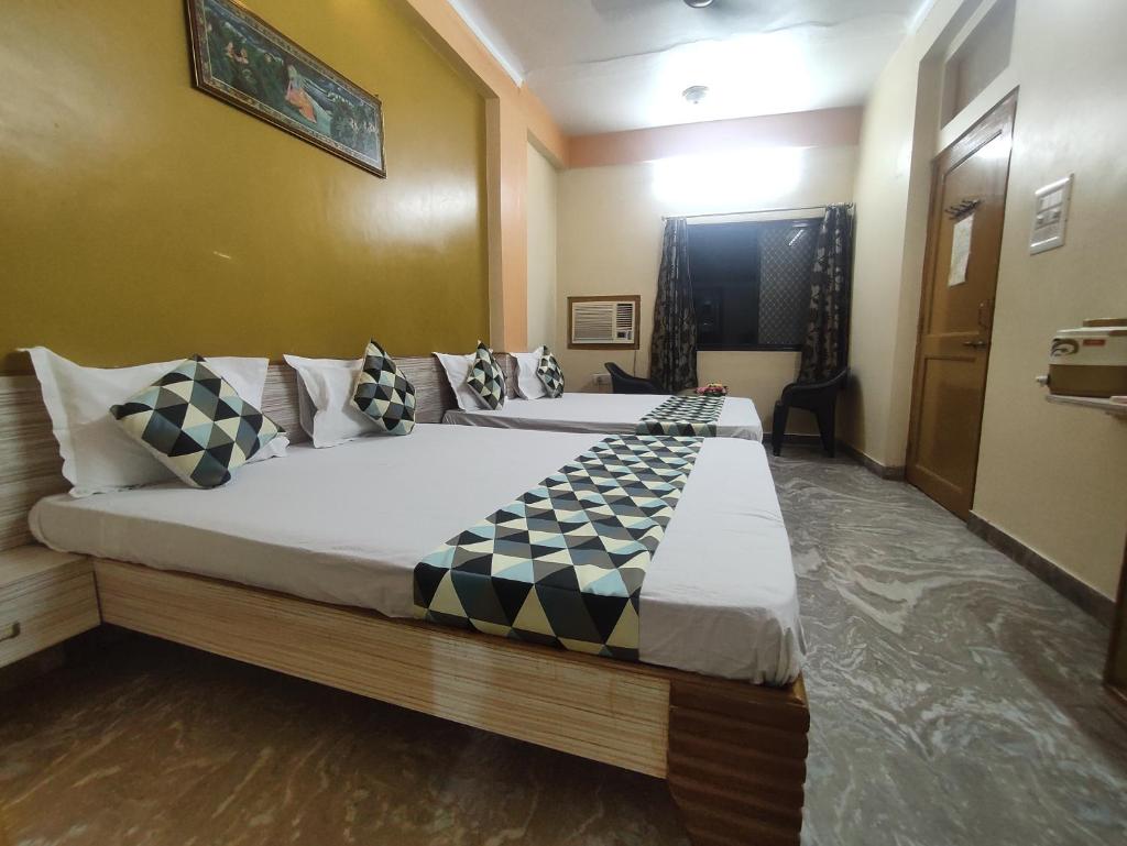 Maruti Group of Hotels - Shree Ram Darshan photo 4