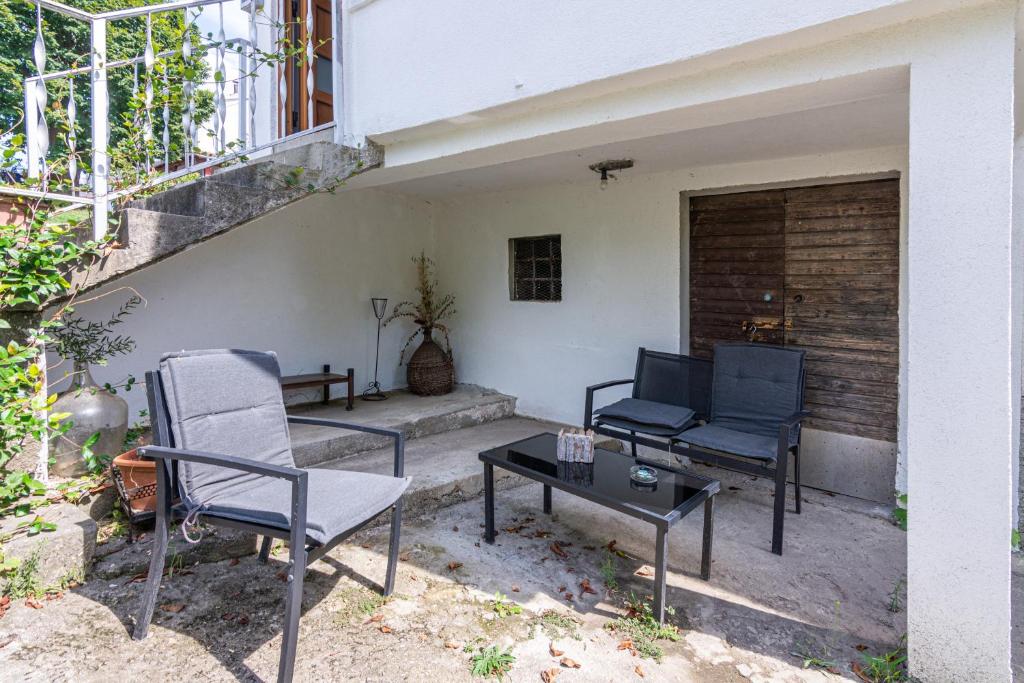 Apartments with a parking space Buzet, Central Istria - Sredisnja Istra - 17333 photo 3