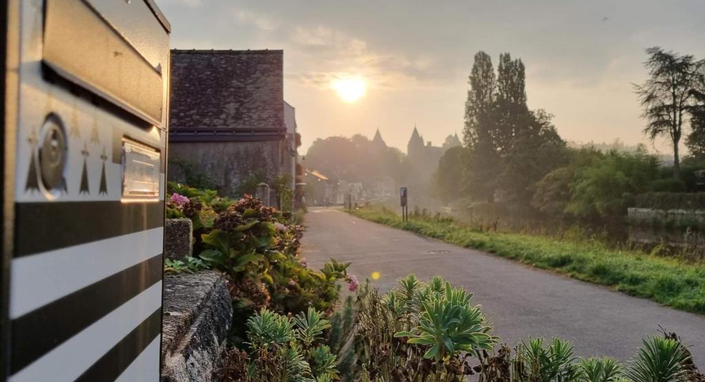 Gîte 3-4 personnes - Et à côté coule une rivière photo 2