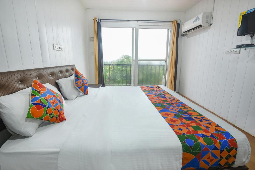 FabExpress Vincy Palace, Mandrem Beach photo 4