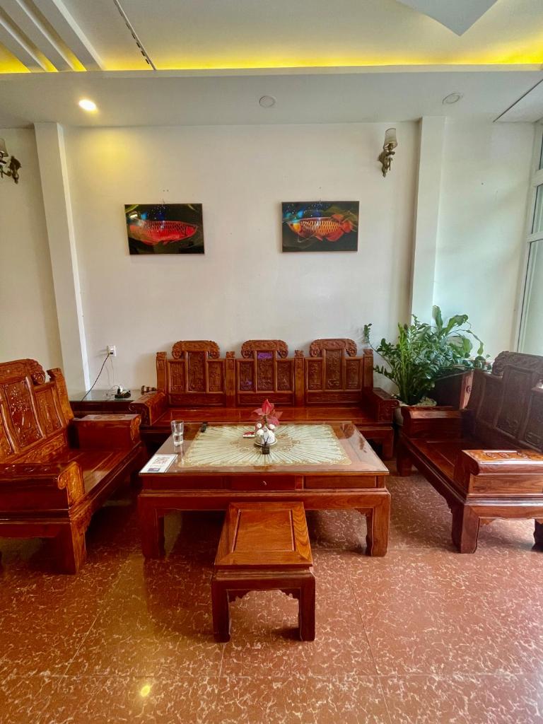 Tuyết Thanh Hotel