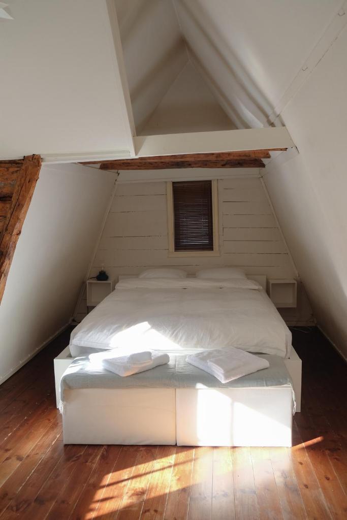 Charming Bergen house, rare historic house from 1779, Whole house photo 2