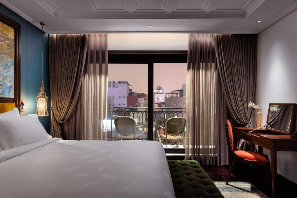 Peridot Grand Luxury Boutique Hotel - Tap to explore photos