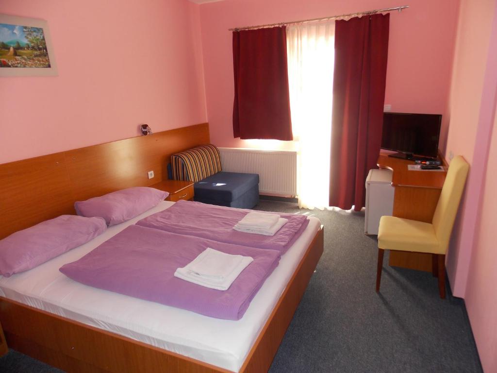 Triple Room Oroslavje 15384j photo 4