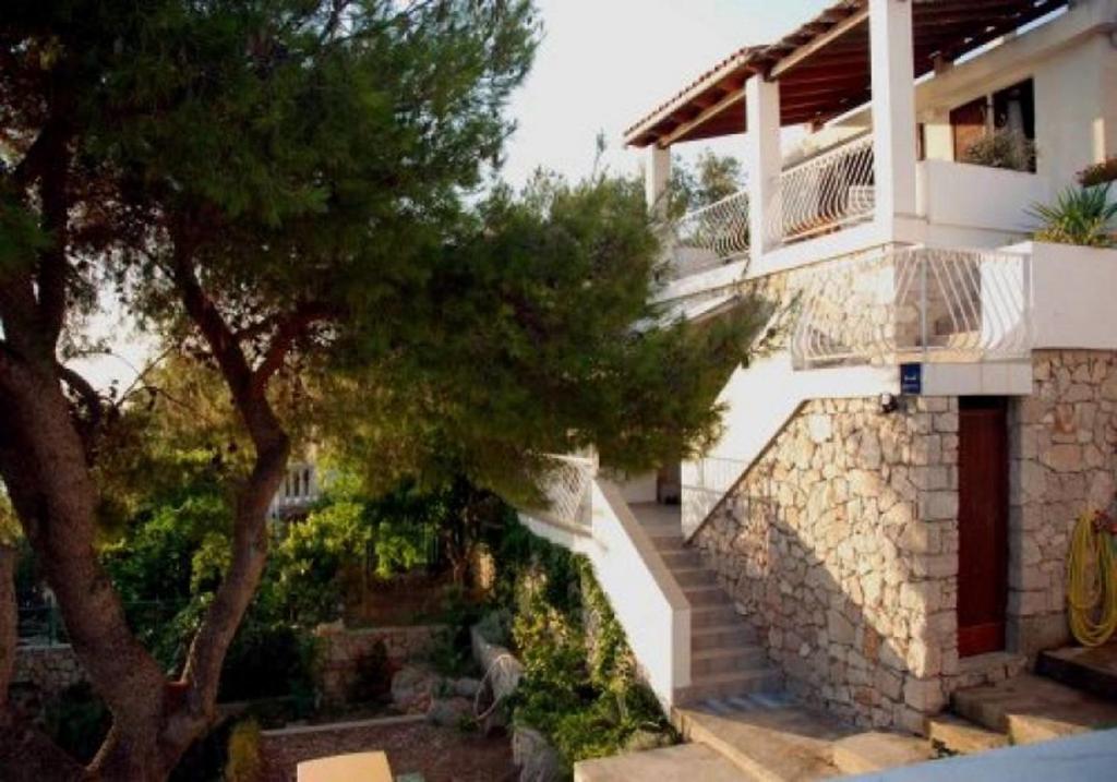 Apartments by the sea Kaprije - 15567 photo 1