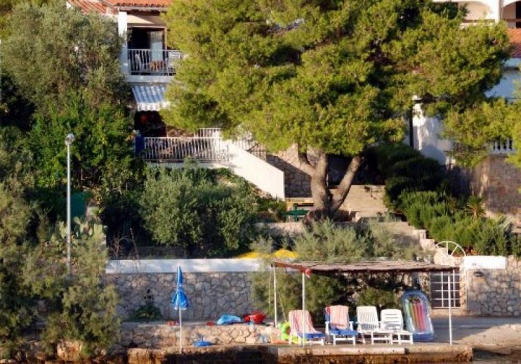 Apartments by the sea Kaprije - 15567 photo 2