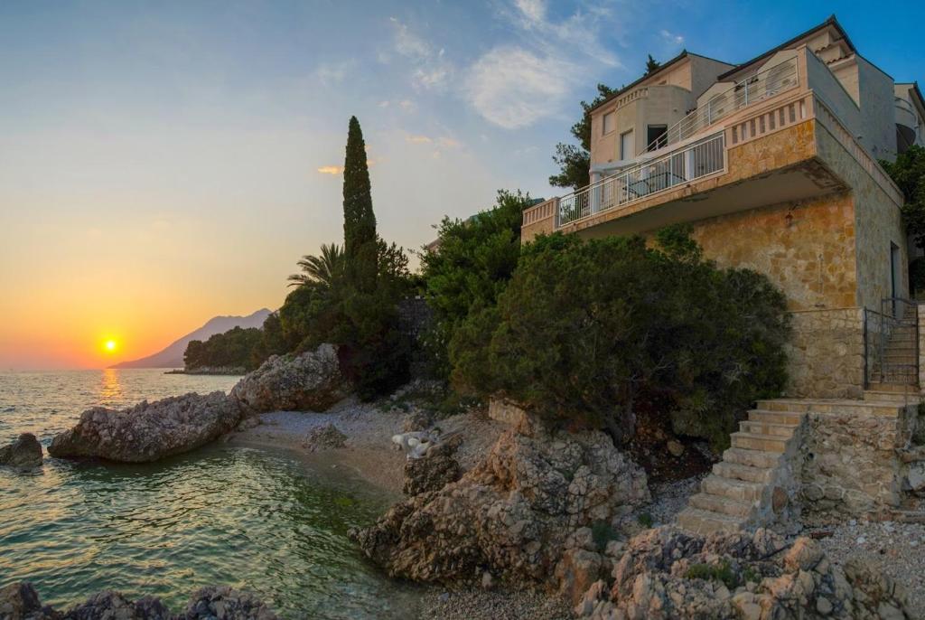 Seaside holiday house Zaostrog, Makarska - 15623 photo 1