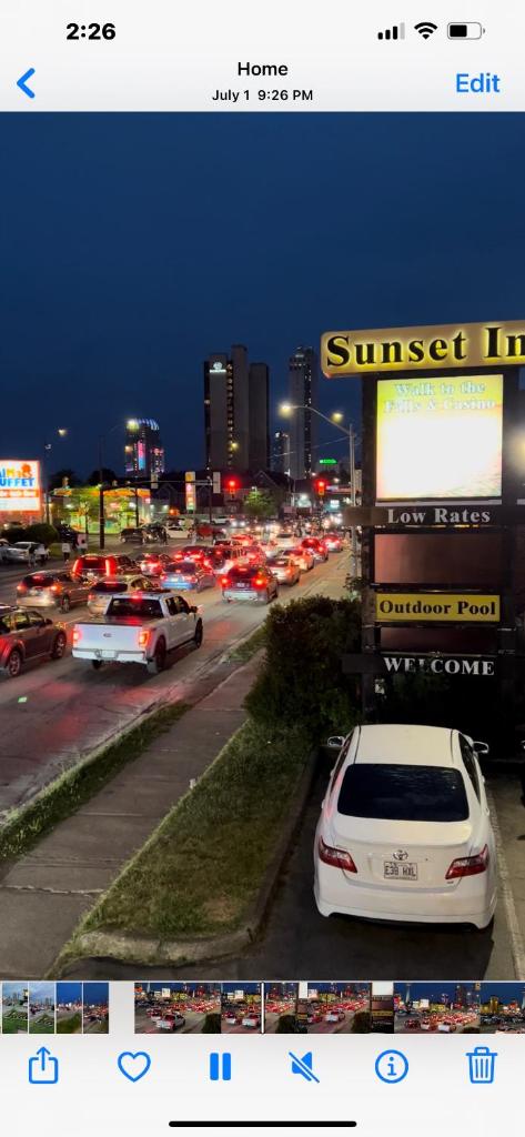 Sunset Inn photo 2