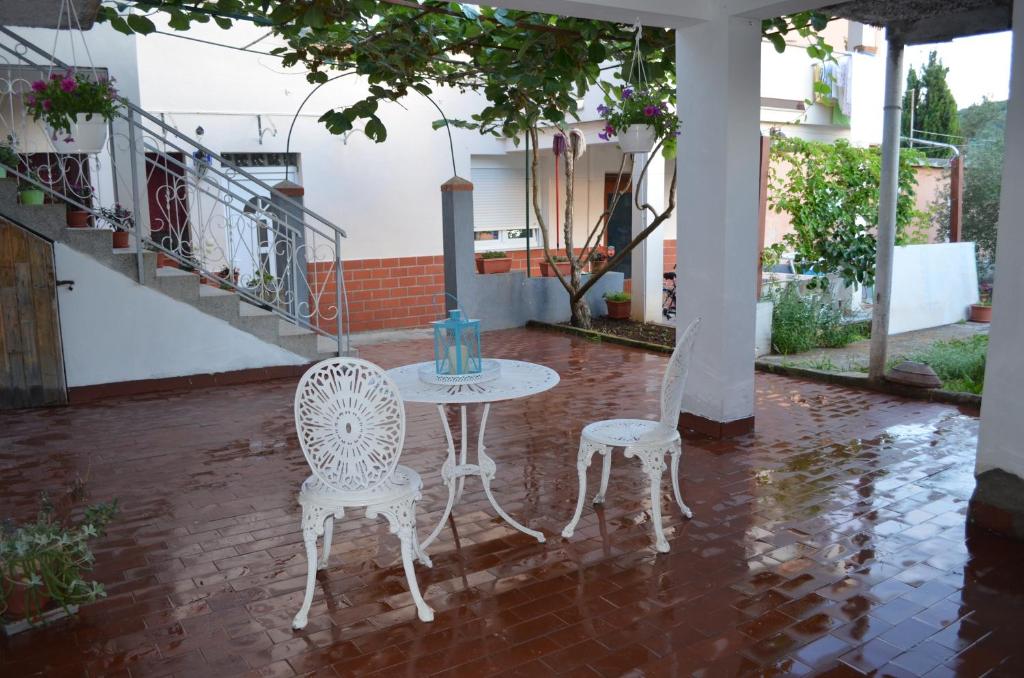 Seaside holiday house Sutomiscica, Ugljan - 15965 photo 3