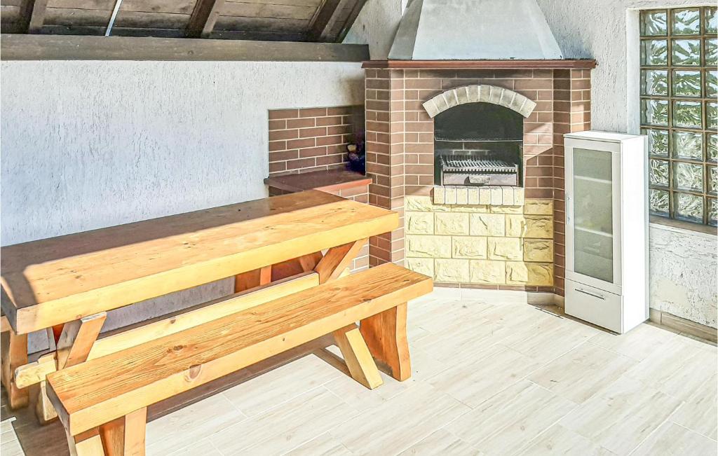 Nice Home In Postomino With 3 Bedrooms, Sauna And Indoor Swimming Pool photo 1