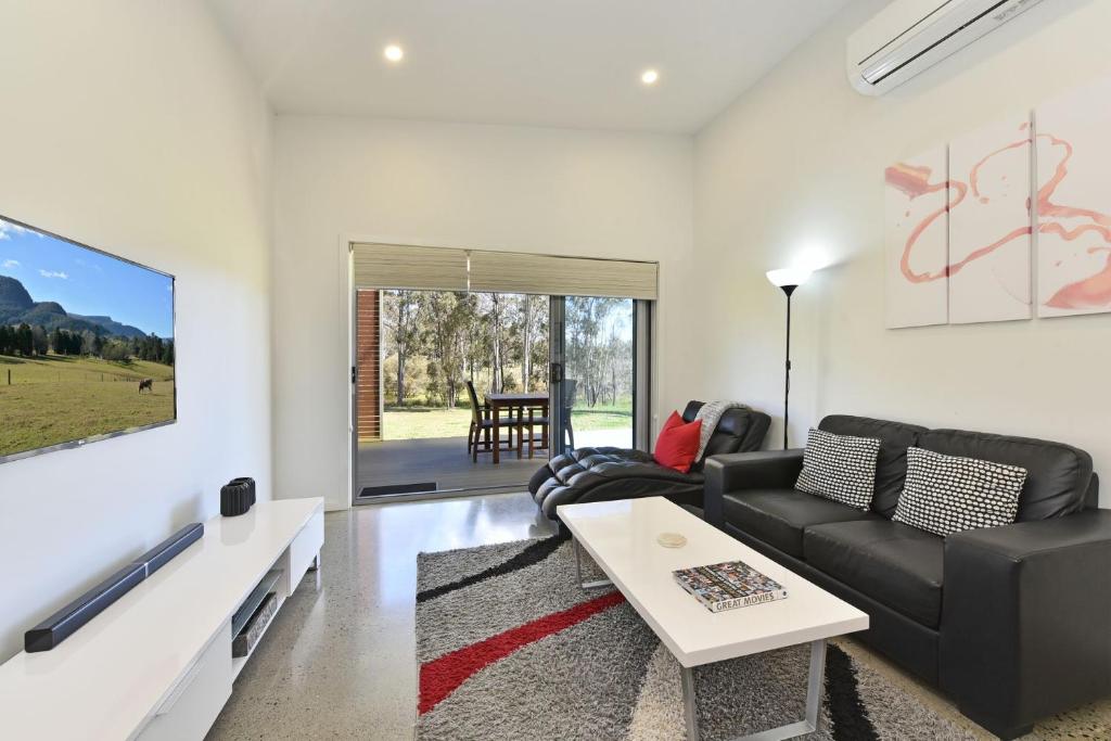 Ironbark Hill Villa 1 Tyrian photo 2
