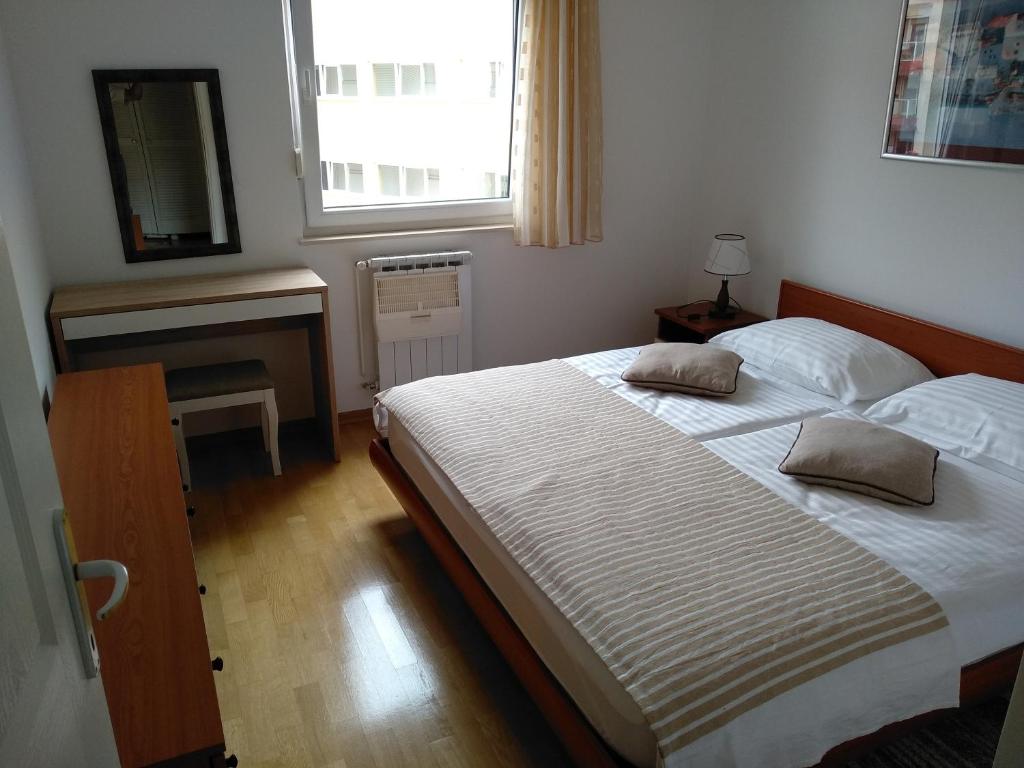 Apartments with a parking space Krapinske Toplice, Zagorje - 16290 photo 2