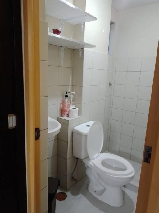 Affordable Transient along Ortigas Ext photo 2