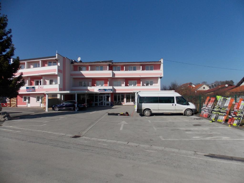 Rooms with a parking space Oroslavje, Zagorje - 15384 photo 3