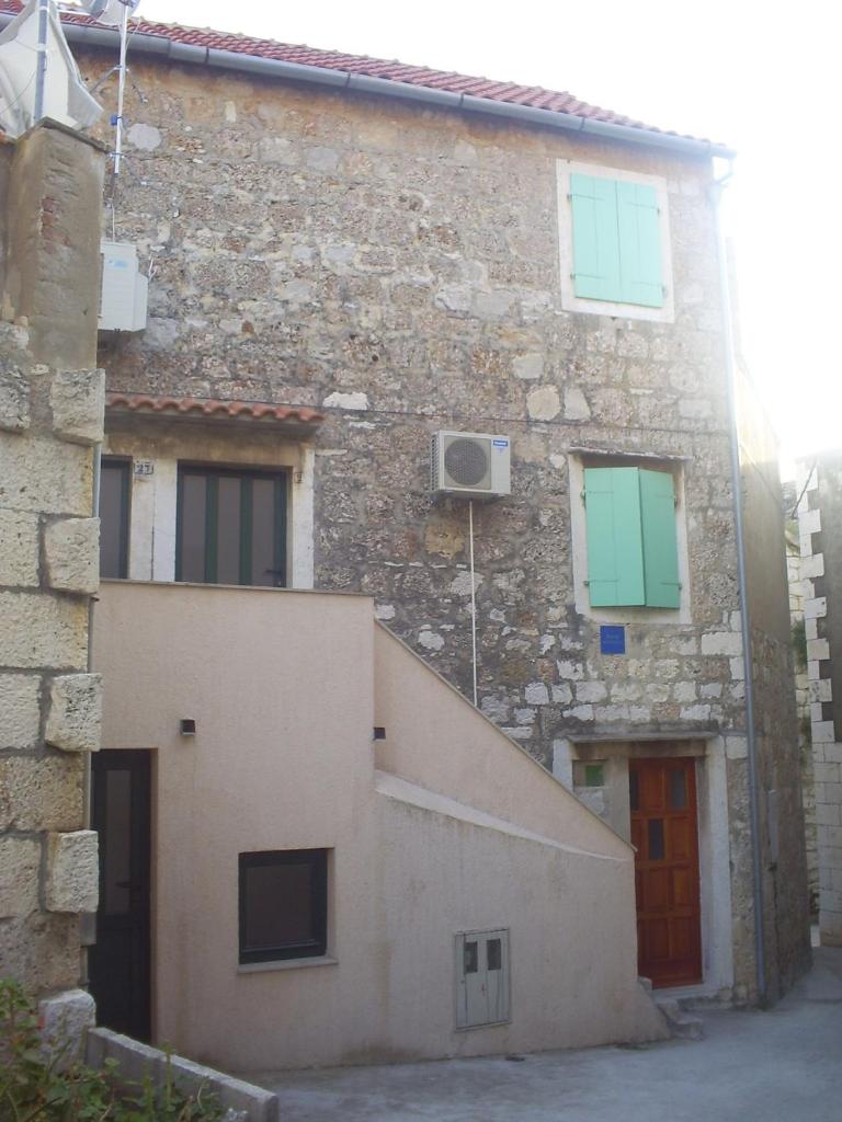 Apartments by the sea Komiza, Vis - 15789 photo 4
