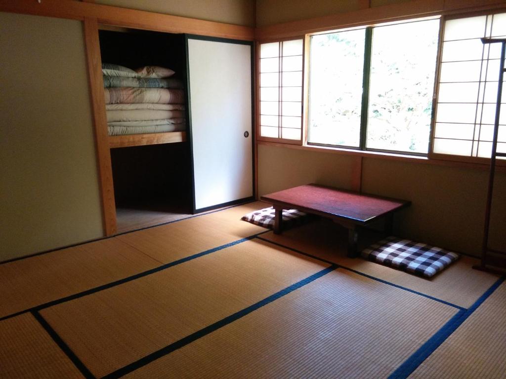 Matsuo House - Max 4 person Room Aki photo 3