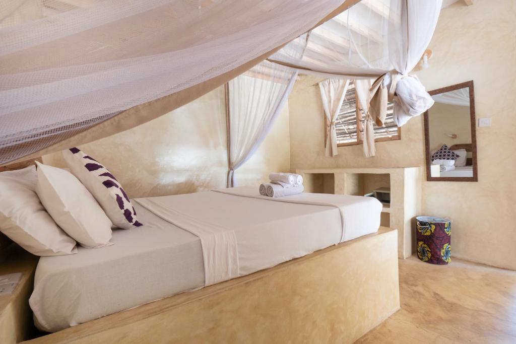 Bahari Beach Bungalows photo 1