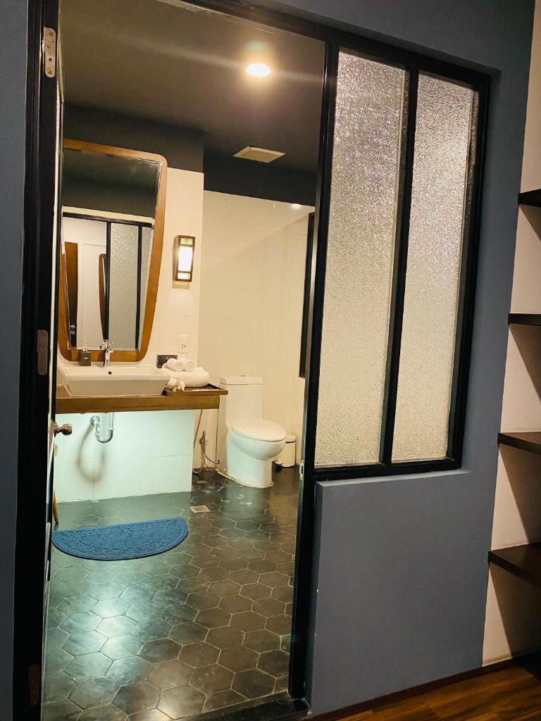 Danang Boutique Hotel - Tap to explore photos
