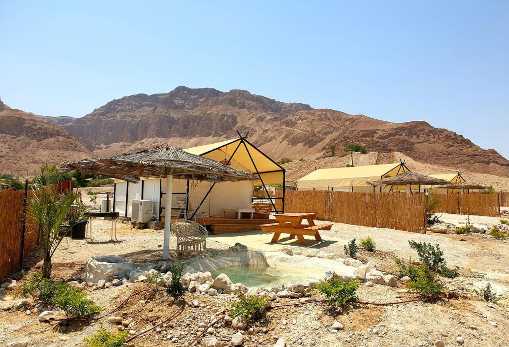 TRANQUILO - Dead Sea Glamping photo 1