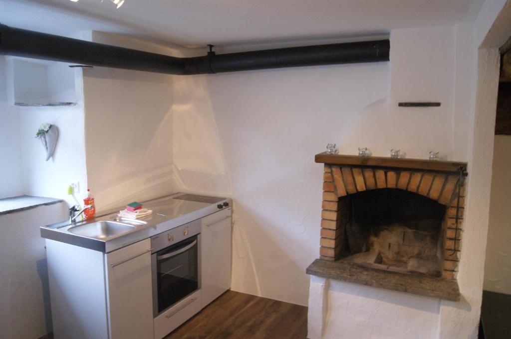 Charming 3½ room cottage in Valposchiavo photo 2