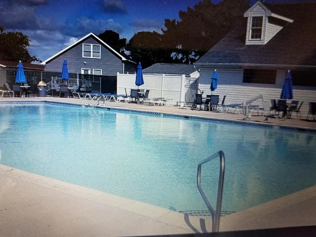 Dorothy and Johns Ocean City Md Vacation Home Sleeps 8 - 3 bedrooms 2 full bath photo 1