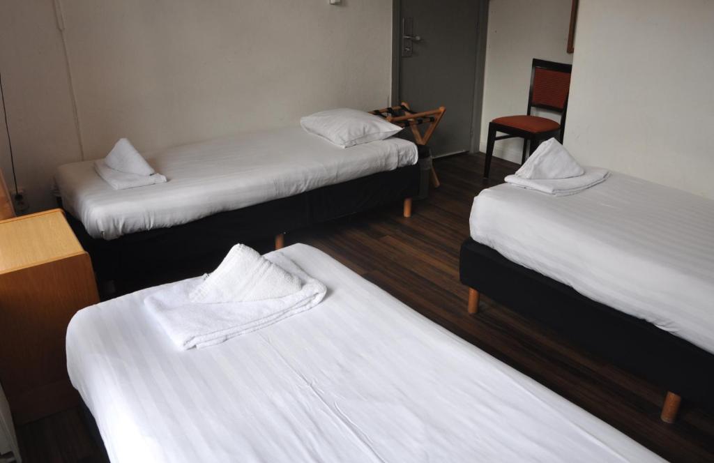 Трехместный (Трехместный номер - на верхнем этаже), Hotel Amsterdam Inn