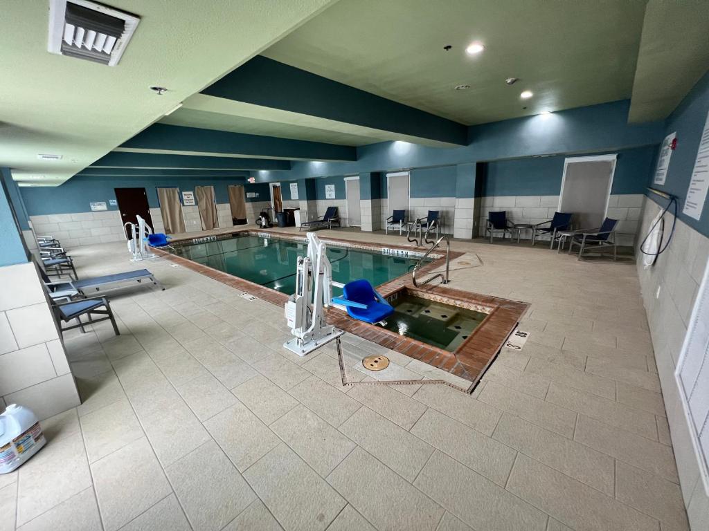 Holiday Inn Express & Suites Corpus Christi, an IHG Hotel photo 1