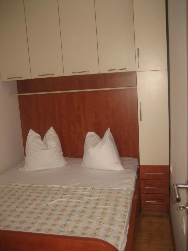 Apartments with a parking space Gajac, Pag - 17180 photo 2
