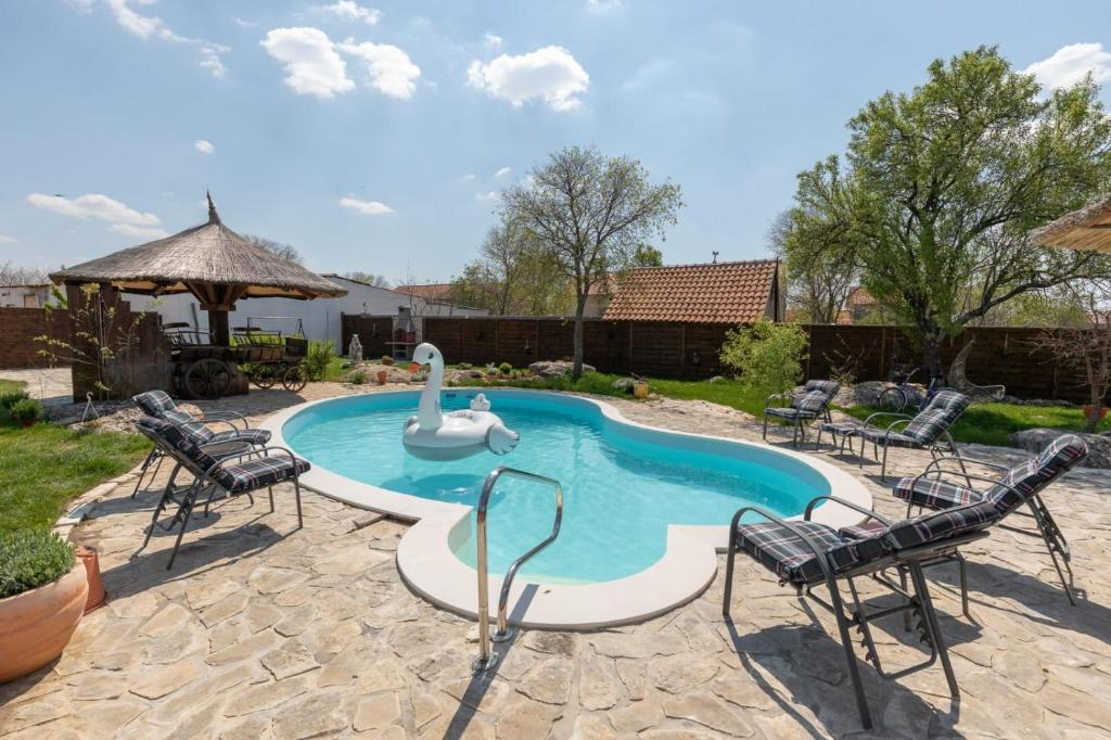 Family friendly house with a swimming pool Bogatic, Krka - 17168 photo 4