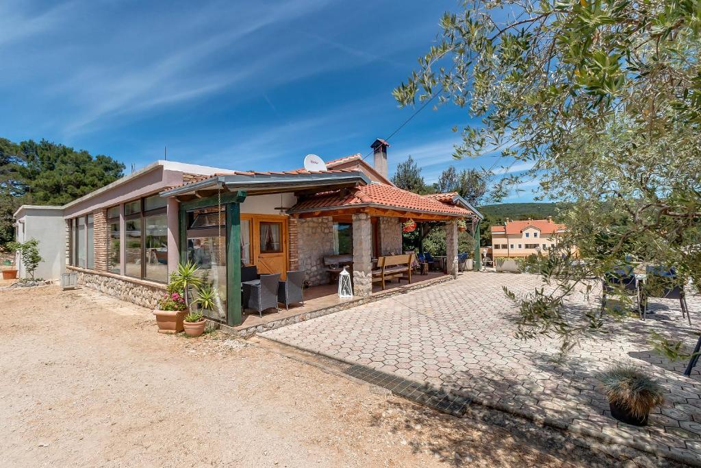 Seaside holiday house Artatore, Losinj - 17102 photo 2
