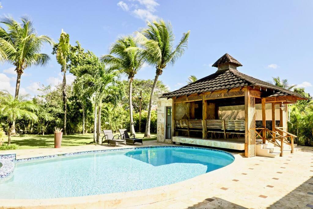 New Sunny Villa With Pool Metro Country Club Juan Dolio