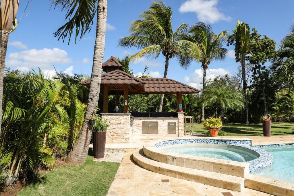 New Sunny Villa With Pool Metro Country Club Juan Dolio photo 2