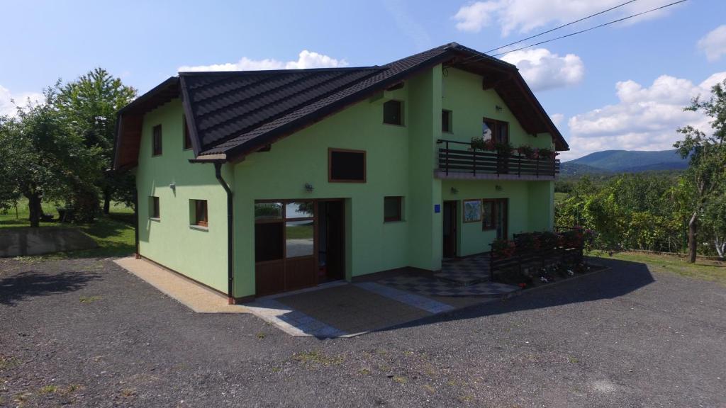 Apartments with a parking space Irinovac, Plitvice - 17376 photo 2