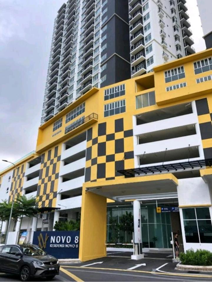 Austin @ Novo 8, Malacca