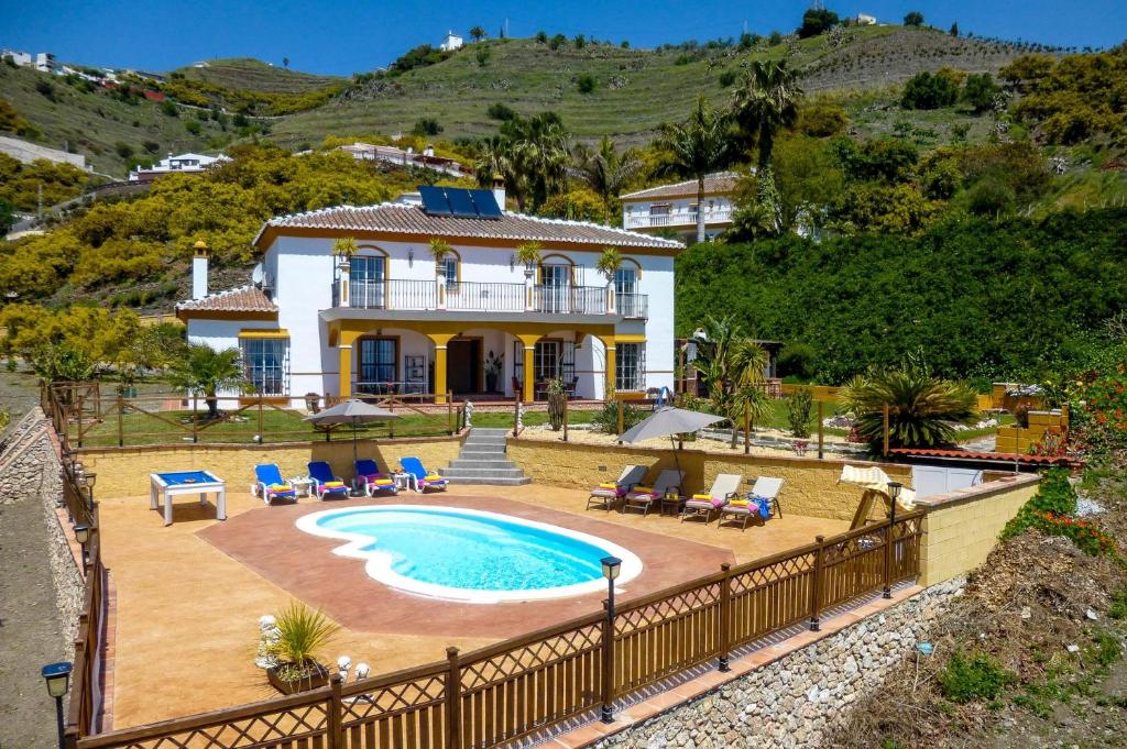 Villa Agueda by Villa Plus photo 1