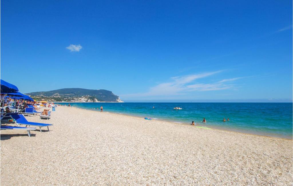 Nice Apartment In Marcelli With Wifi And 1 Bedrooms photo 2
