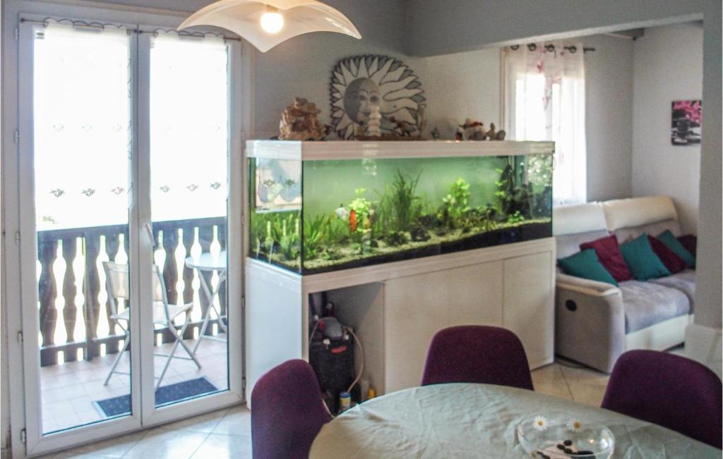 Amazing Apartment In Publier With Internet And 1 Bedrooms photo 2