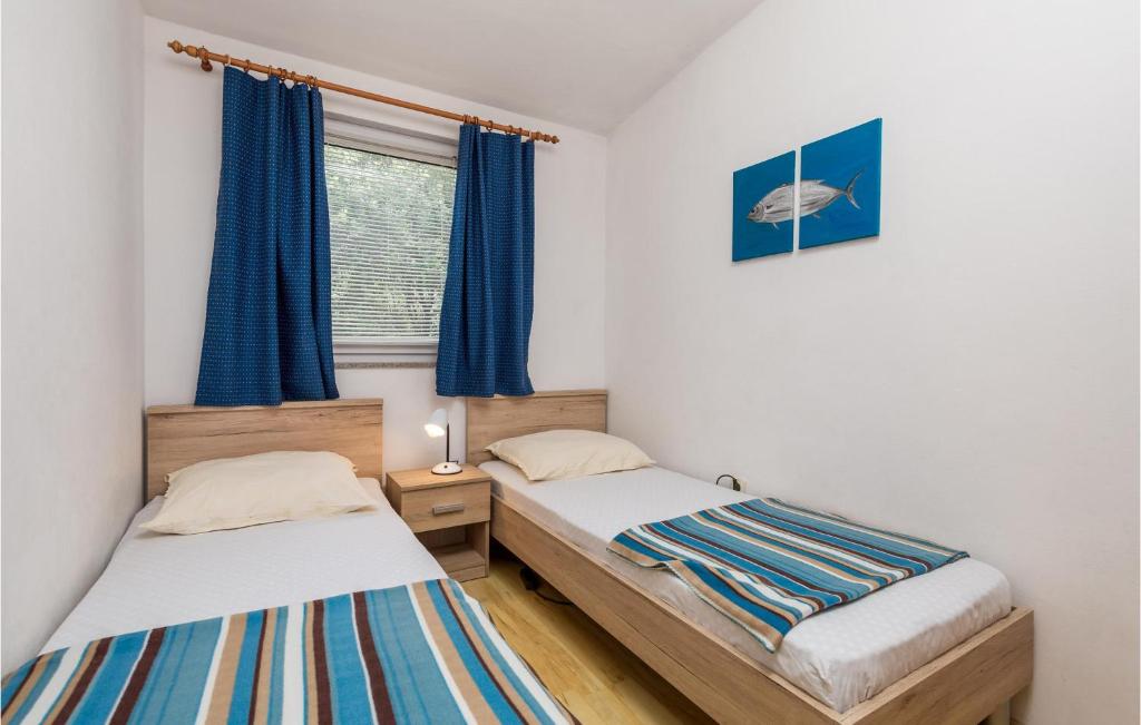 Stunning Apartment In Mandre With 2 Bedrooms And Wifi photo 2