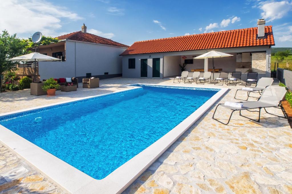 Family friendly house with a swimming pool Ercegovci, Zagora - 17595 photo 2