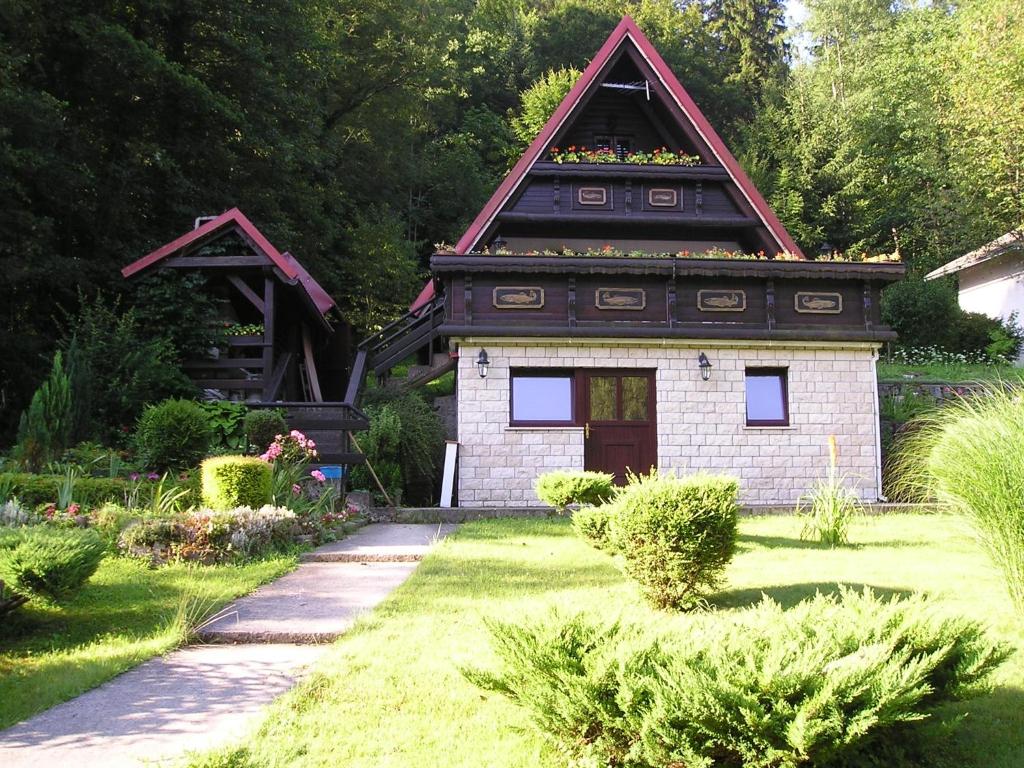 Holiday house with a parking space Gusti Laz, Gorski kotar - 17993 photo 1