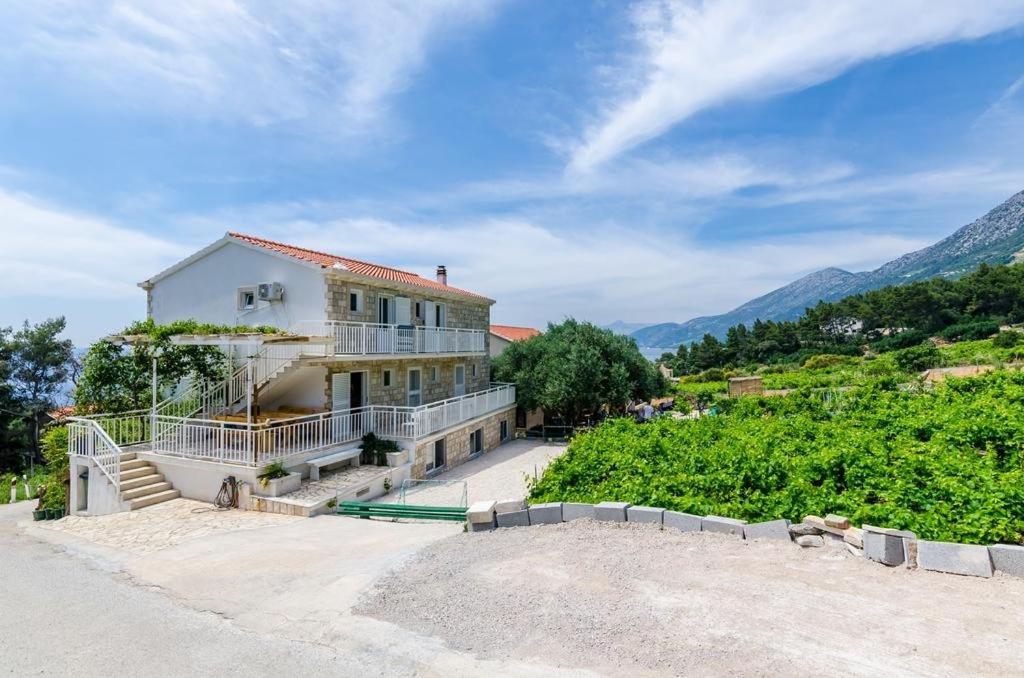 Family friendly seaside apartments Dingac - Borak, Peljesac - 18060 photo 2
