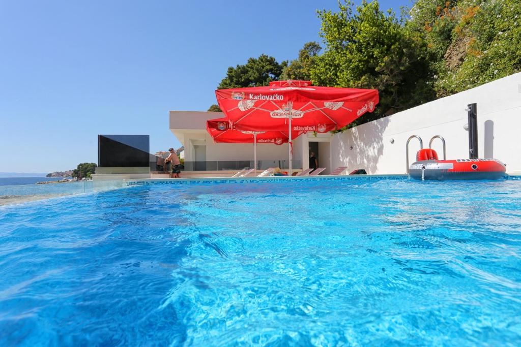 Family friendly apartments with a swimming pool Zivogosce - Porat, Makarska - 18150 photo 2